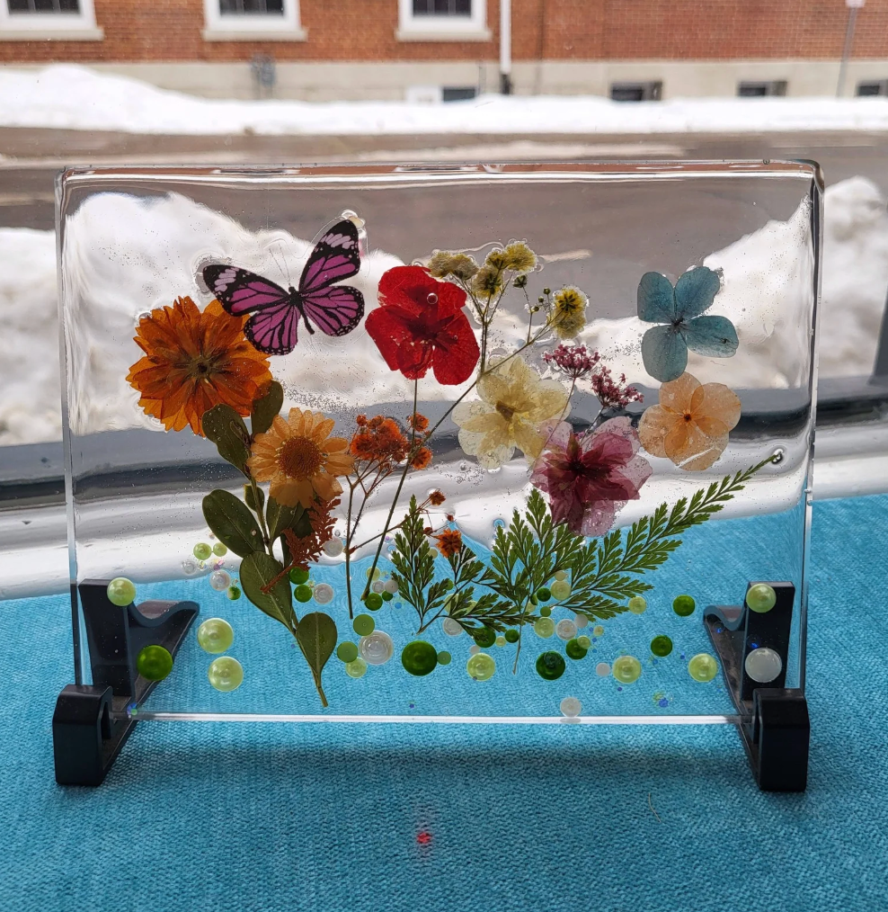 Epoxy Floral Standing Picture - Mother's Day Edition - April 15th